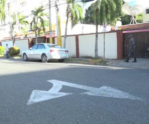 Policía Nacional mantiene vigilancia en Embajada de Cuba en Santo Domingo