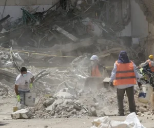Familiares viajan a Colombia ante la falta de datos sobre los mexicanos desaparecidos tras el terremoto