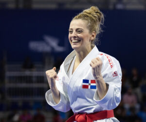 María Dimitrova conquista su sexto oro consecutivo y celebra junto a Félix Sánchez un histórico momento familiar