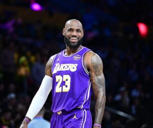 LeBron James debutará con los Sixers ante los Knicks en el inicio de la temporada NBA